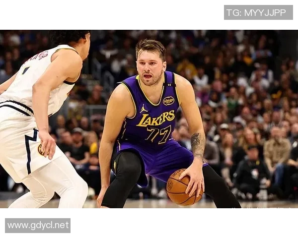 詹姆斯、东契奇将出战明日对阵掘金